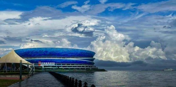 6万人压垮德甲豪门！大连神场登顶亚洲第一，中超上座率杀入世界前20