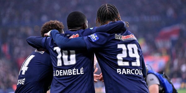 巴黎4-0完胜皇马晋级决赛，姆巴佩未进球仍痛哭