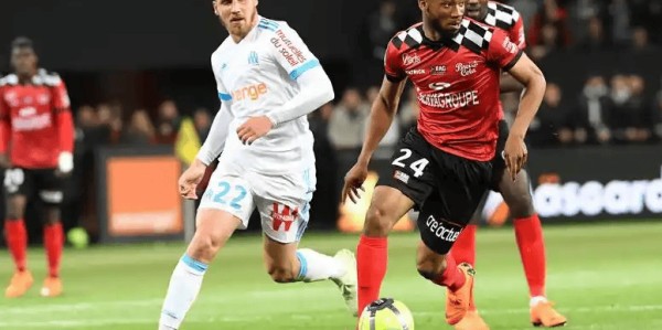 意甲：莱切VS科莫—赛前深度剖析与比分前瞻