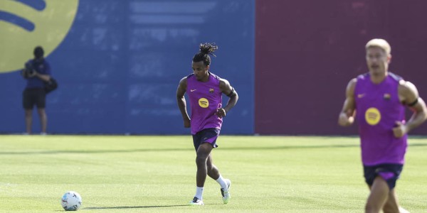 西甲2025季前赛：皇马度假，巴萨引援，谁能笑傲新赛季？