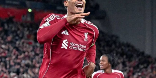 3-2绝杀！利物浦真神了，5场4次绝杀+1次神仙球，斯洛特命真硬，詹俊一针见血