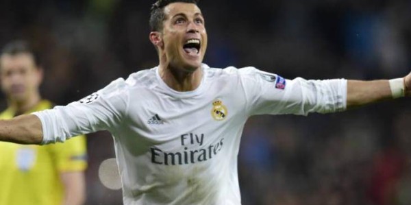 利雅得胜利2-1逆转！C罗7分钟打脸法甲！菲利克斯抢点翻车